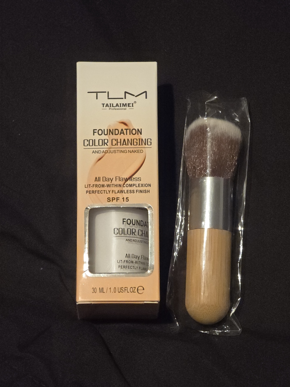 TAILAIMEI Foundation Color Changing with Brush